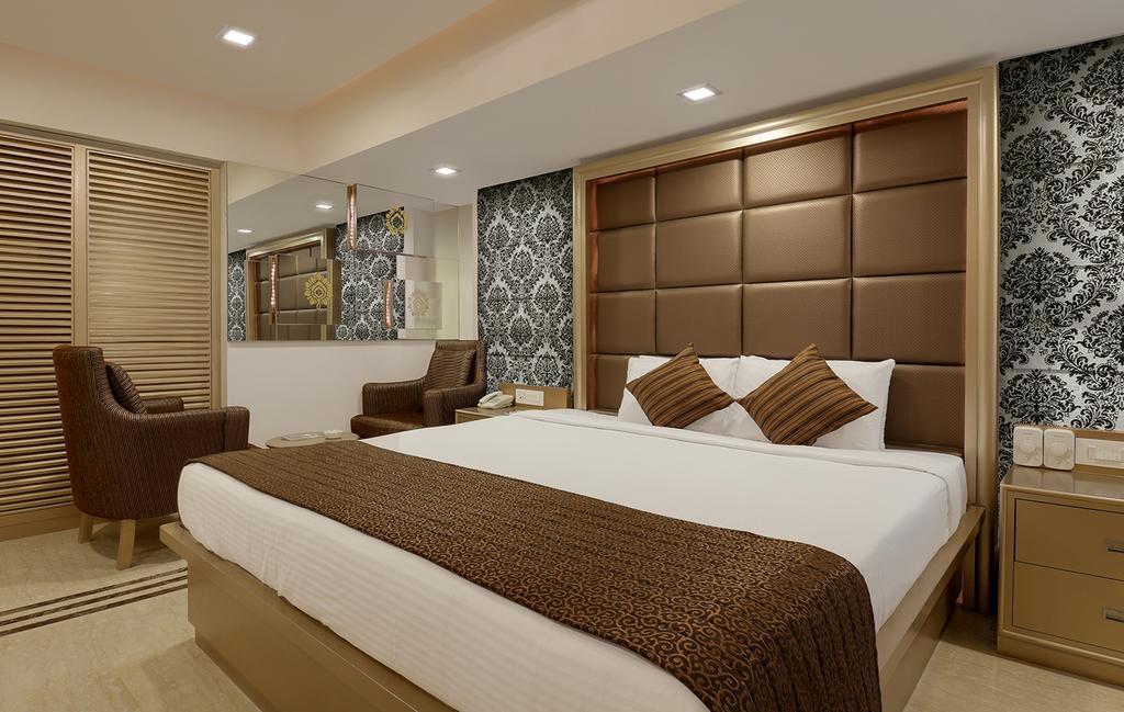 Inder Residency Hotell Ahmedabad Eksteriør bilde