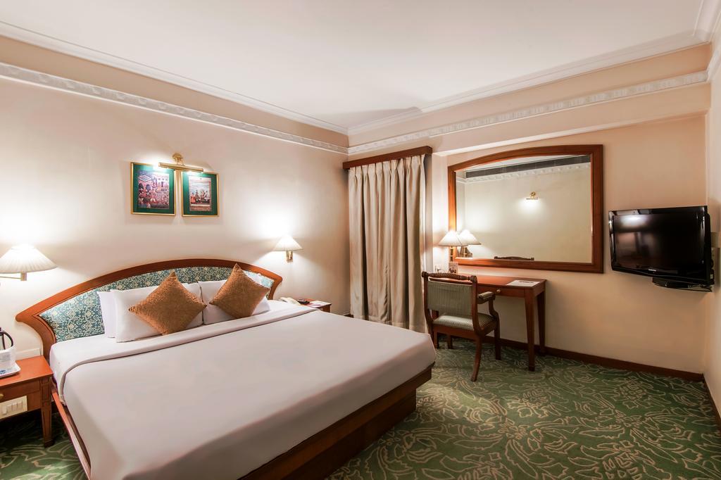 Inder Residency Hotell Ahmedabad Eksteriør bilde